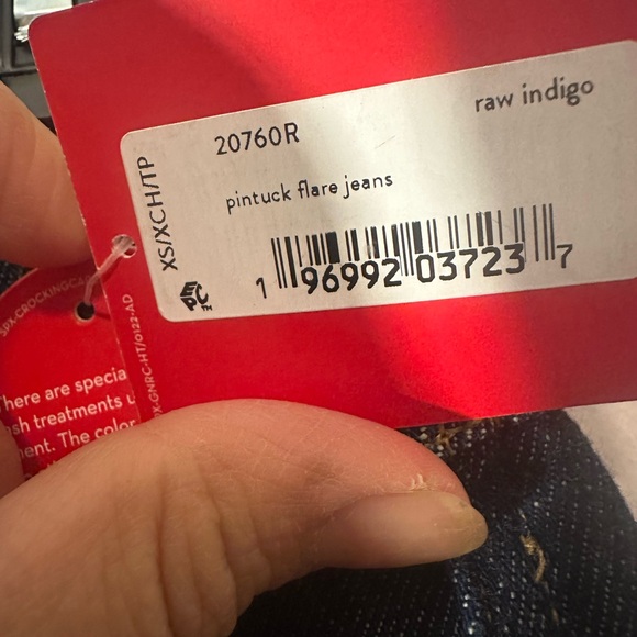 SPANX Pintuck Flare Pull On Denim High Rise Raw Indigo Stretch Jeans NEW XS - Picture 6 of 6